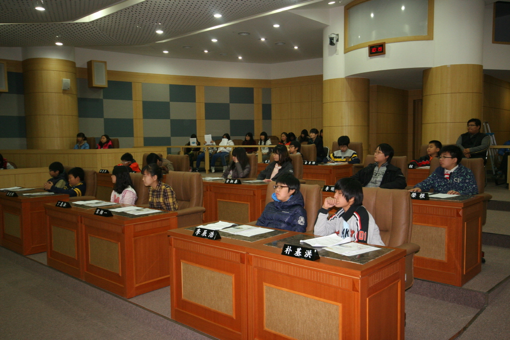 2010년도 동항초등학교(6학년 1, 2반) 청소년 의회교실(4) 이미지