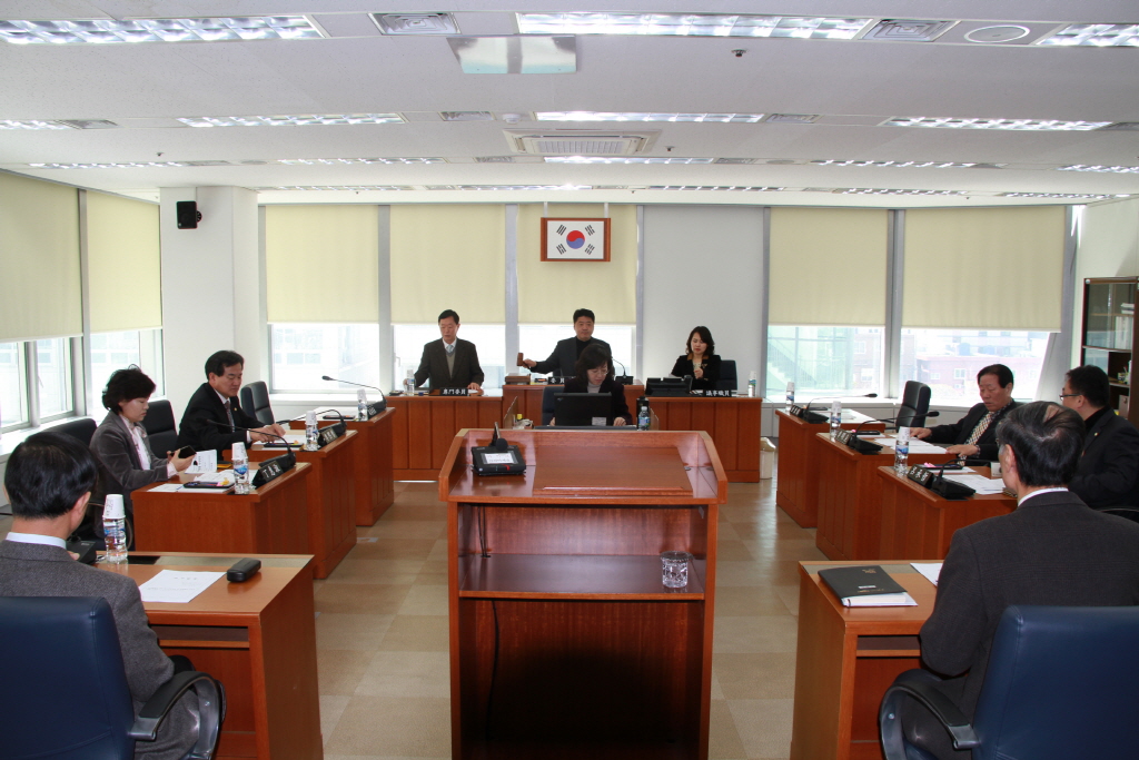 제215회 남구의회(임시회) 개의-총무위원회 이미지