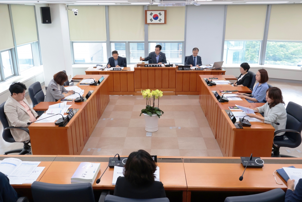제319회 남구의회(제1차정례회) 의정활동사진(8) 이미지