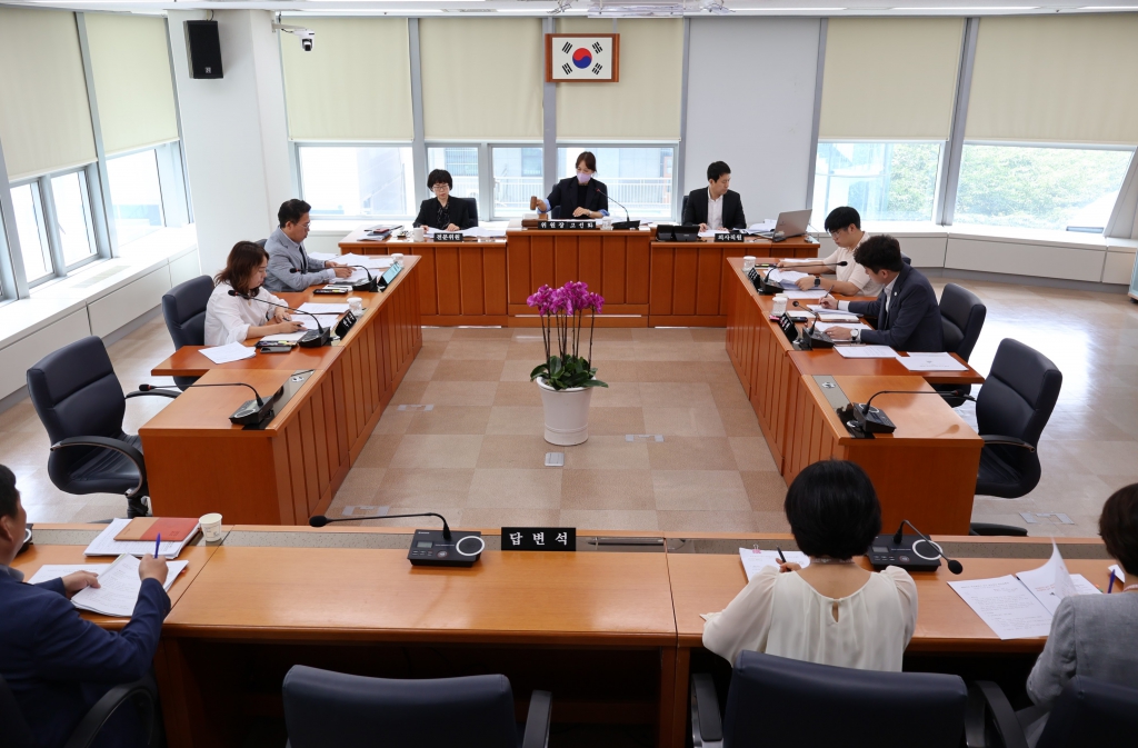 제320회 남구의회(임시회) 의정활동사진(9) 이미지