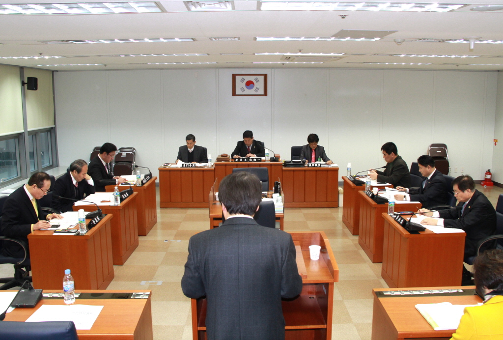 제214회 남구의회(임시회) 개의 - 주민복지도시위원회 이미지